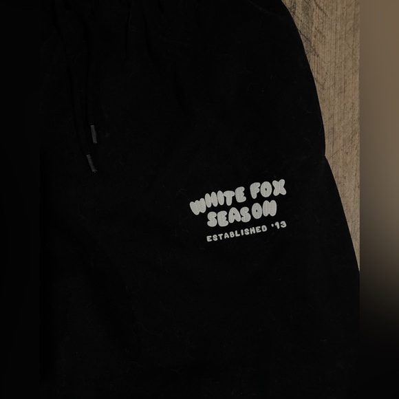 WHITEFOX BOTIQUE THE MAIN SEASON SWEAT SET - Picture 10 of 11